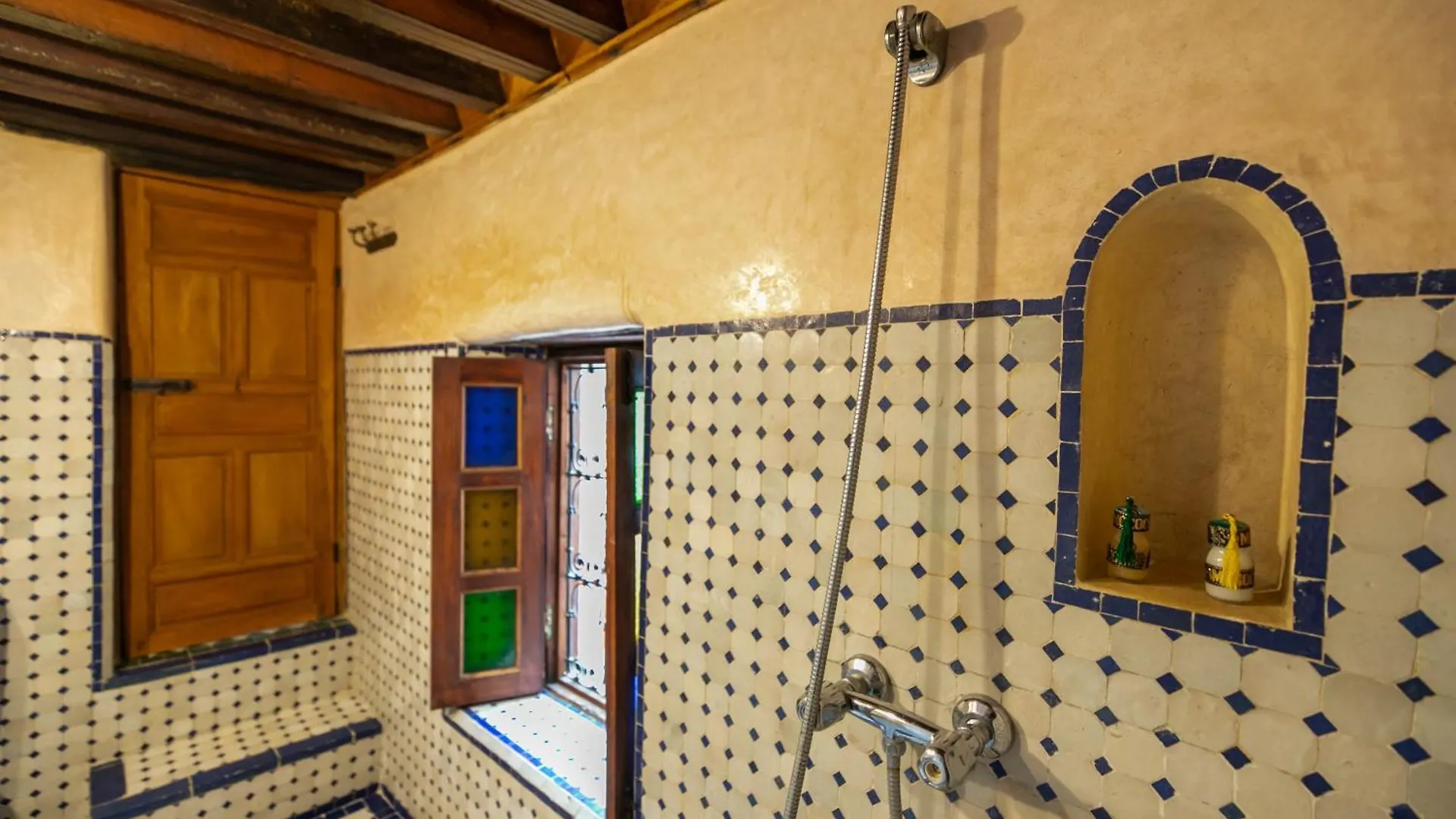 Bed and breakfast Dar Authentic Fes - Familly Hosting